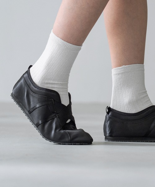 menue(メヌエ)の「クロスベルト バレエ スニーカー(スニーカー・レディース・ピンク/シルバー/ブラック・3L/LL/L/M/S/SS)」の21枚目の写真