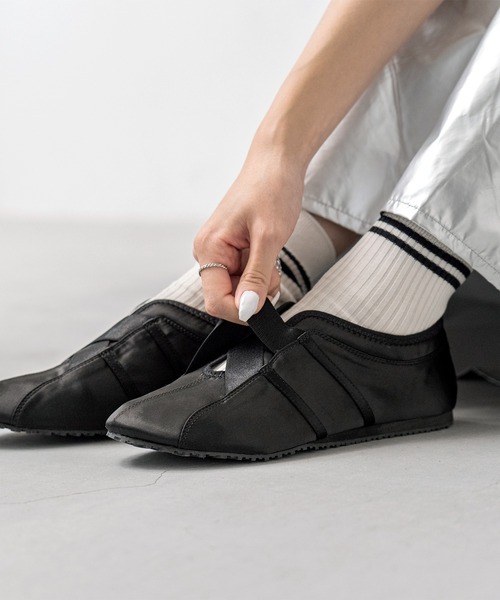 menue(メヌエ)の「クロスベルト バレエ スニーカー(スニーカー・レディース・ピンク/シルバー/ブラック・3L/LL/L/M/S/SS)」の19枚目の写真