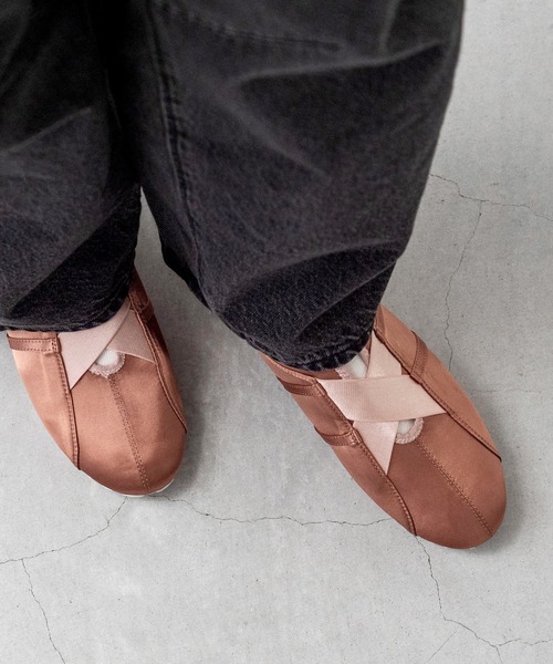 menue(メヌエ)の「クロスベルト バレエ スニーカー(スニーカー・レディース・ピンク/シルバー/ブラック・3L/LL/L/M/S/SS)」の6枚目の写真