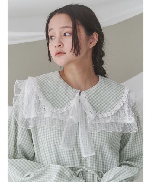 merry jenny（メリージェニー）の「チュールシアーフリルカラー（付け襟・レディース・オフホワイト/ブラック/アイボリー・FREE）」の6枚目の写真