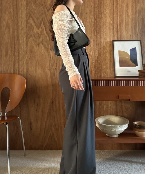 efill(エフィル)の「オフショル レース ブラウス / カットソー 【大人気商品で再販決定♪】(Tシャツ/カットソー・レディース・アイボリー・FREE)」の6枚目の写真