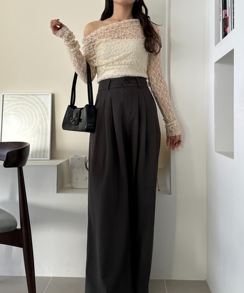 efill(エフィル)の「オフショル レース ブラウス / カットソー 【大人気商品で再販決定♪】(Tシャツ/カットソー・レディース・アイボリー・FREE)」の12枚目の写真