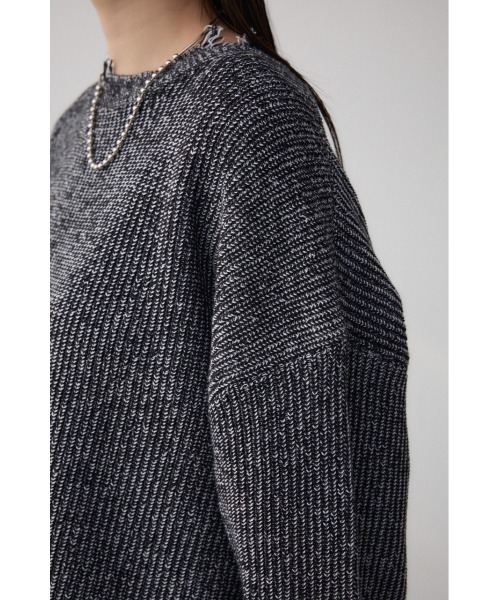 AZUL by moussy(アズールバイマウジー)の「ダメージニットトップス(ニット/セーター・レディース・ブルー系その他/ブラック系その他/ピンク系その他・FREE)」の11枚目の写真