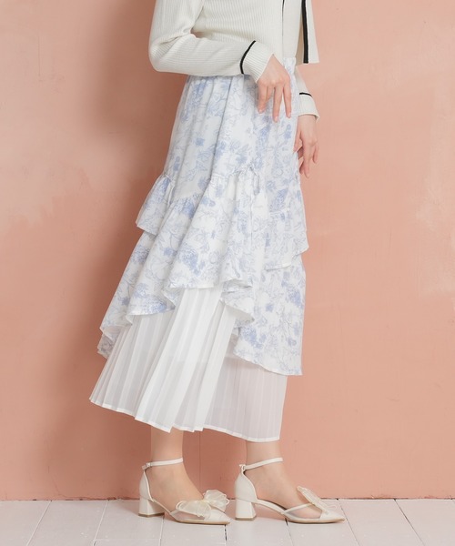 TRUDEA（トルディア）の「アシンメトリーティアードスカート（スカート・レディース・サックスブルー/ブラック/ラベンダー/ピンクベージュ/ライトグレー/ネイビー・MEDIUM）」の9枚目の写真