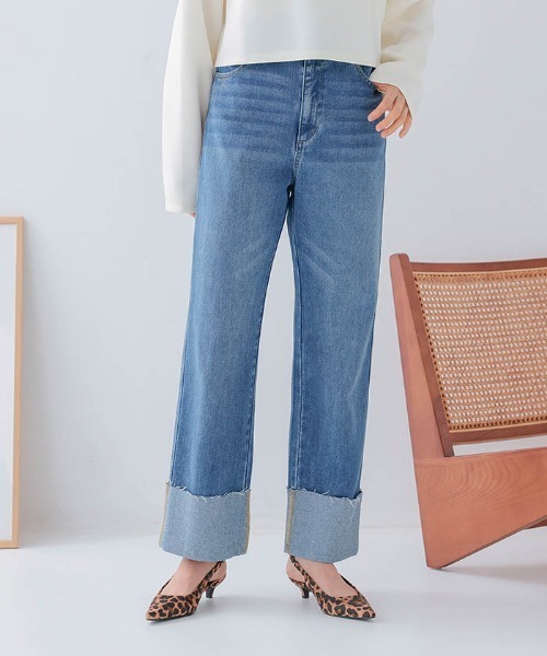 aquagarage(アクアガレージ)の「ロールアップデニムパンツ(デニムパンツ・レディース・インディゴブルー/ブルー/サックスブルー・M)」の3枚目の写真