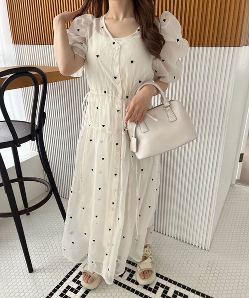 OLIVE des OLIVE（オリーブデオリーブ）の「ハート刺繍ワンピース（ワンピース・レディース・ブラック/ピンク/オフホワイト/サックスブルー/イエロー・FREE）」の18枚目の写真