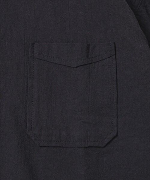 HINSON（ヒンソン）の「HINSON/ヒンソン レギュラーカラー ロングスリーブシャツ/シワ加工/リラックスフィット（シャツ/ブラウス・メンズ・ブラック/オフホワイト・MEDIUM/LARGE）」の7枚目の写真