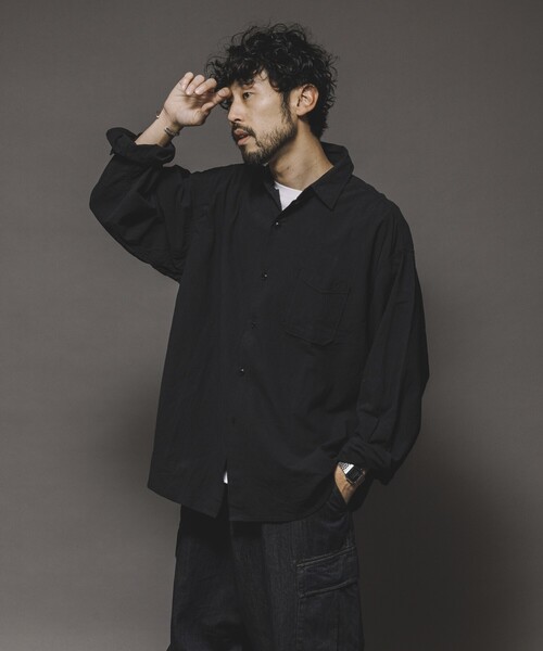 HINSON（ヒンソン）の「HINSON/ヒンソン レギュラーカラー ロングスリーブシャツ/シワ加工/リラックスフィット（シャツ/ブラウス・メンズ・ブラック/オフホワイト・MEDIUM/LARGE）」の18枚目の写真