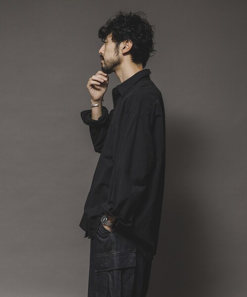 HINSON（ヒンソン）の「HINSON/ヒンソン レギュラーカラー ロングスリーブシャツ/シワ加工/リラックスフィット（シャツ/ブラウス・メンズ・ブラック/オフホワイト・MEDIUM/LARGE）」の9枚目の写真