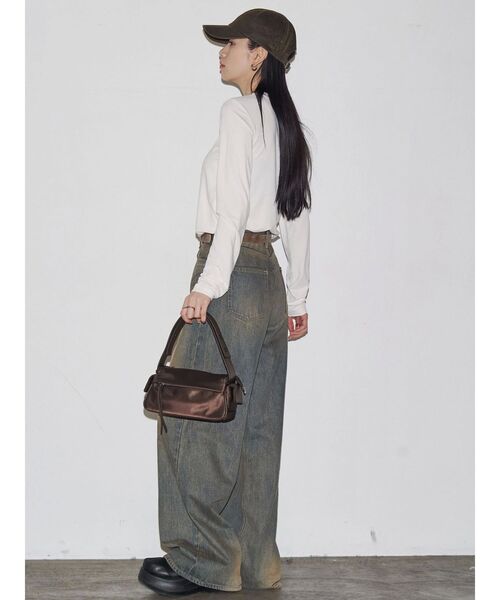 VEQUM（VEQUM）の「【VEQUM】TWIST CUTTING TOPS（Tシャツ/カットソー・レディース・ブラック/ホワイト・FREE）」の10枚目の写真