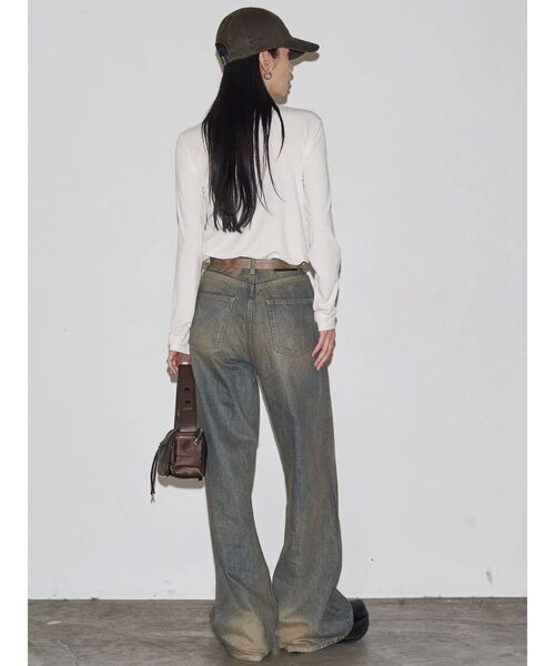 VEQUM（VEQUM）の「【VEQUM】TWIST CUTTING TOPS（Tシャツ/カットソー・レディース・ブラック/ホワイト・FREE）」の11枚目の写真