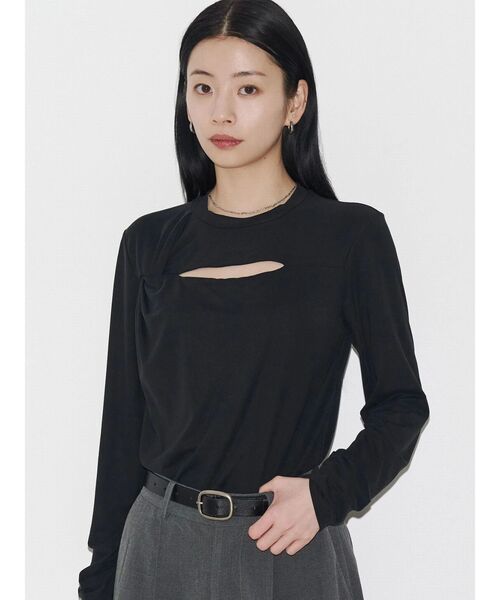 VEQUM（VEQUM）の「【VEQUM】TWIST CUTTING TOPS（Tシャツ/カットソー・レディース・ブラック/ホワイト・FREE）」の13枚目の写真