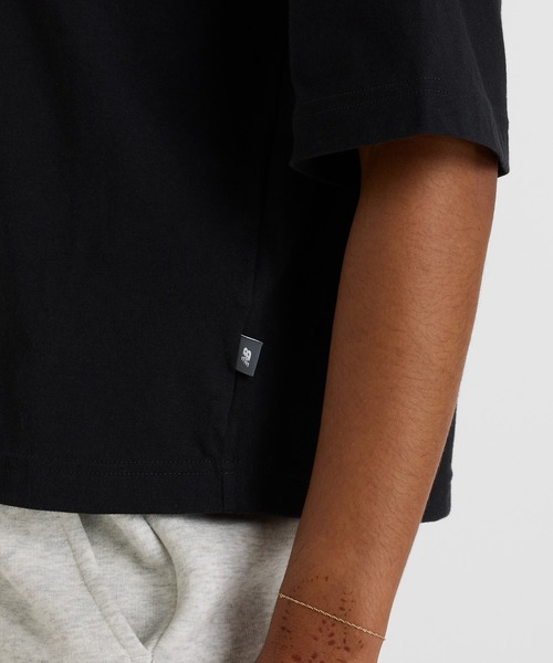 NEW BALANCE(ニューバランス)の「Intelligent Choice ショートスリーブTシャツ(Tシャツ/カットソー・レディース・パープル/ライトブルー/ブラック・LARGE/MEDIUM/SMALL)」の19枚目の写真