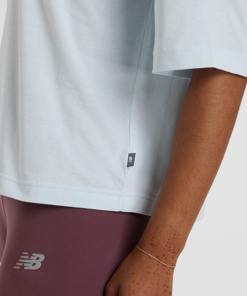 NEW BALANCE(ニューバランス)の「Intelligent Choice ショートスリーブTシャツ(Tシャツ/カットソー・レディース・パープル/ライトブルー/ブラック・LARGE/MEDIUM/SMALL)」の8枚目の写真