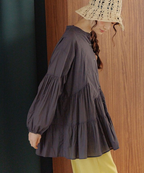 niko and...(ニコアンド)の「プレミアムローンティアードブラウス(シャツ/ブラウス・レディース・ブルー/ホワイト/ラベンダー/チャコール・MEDIUM/LARGE)」の3枚目の写真