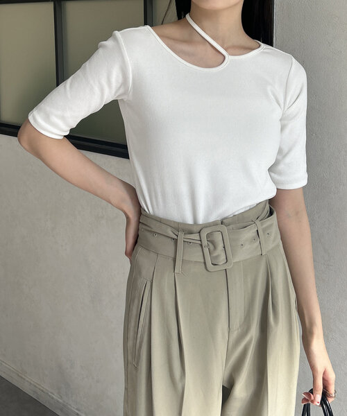 Thevon(ゼボン)の「変形ホルターネック5分袖リブプルオーバー(Tシャツ/カットソー・レディース・ブラウン/ブラック/オリーブ/オフホワイト・FREE)」の6枚目の写真