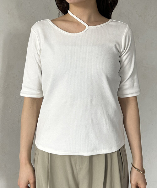 Thevon(ゼボン)の「変形ホルターネック5分袖リブプルオーバー(Tシャツ/カットソー・レディース・ブラウン/ブラック/オリーブ/オフホワイト・FREE)」の13枚目の写真
