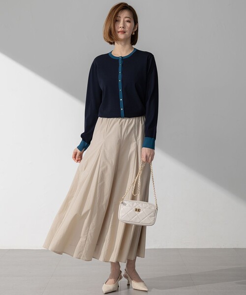 23区（ニジュウサンク）の「【洗える】レーヨンポリエステルストレッチ カーディガン（カーディガン/ボレロ・レディース・ダークグリーン系1/ベージュ系1/ブラック系5/ネイビー系5・38/40）」の11枚目の写真