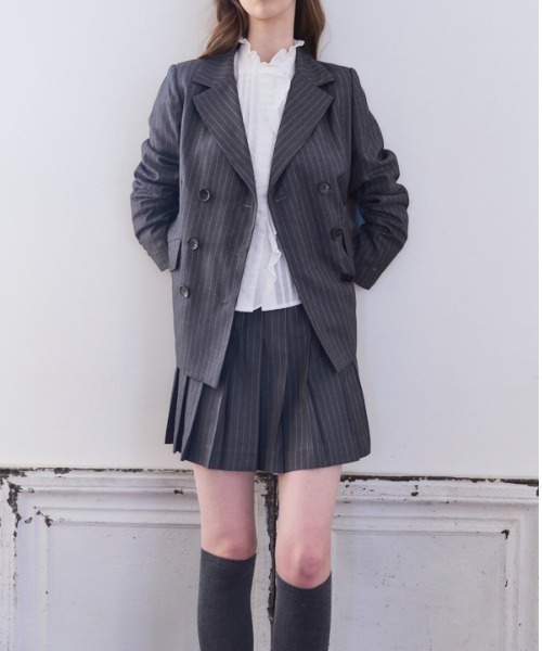 Meline M(メリンエム)の「Timeless Modern Stripe Jacket タイムレスモダンストライプジャケット(テーラードジャケット・レディース・グレー・FREE)」の10枚目の写真