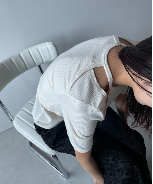 AIC.(エーアイシー)の「ホルターレイヤードリブトップス(Tシャツ/カットソー・レディース・アイボリー/ブラック・FREE)」の20枚目の写真