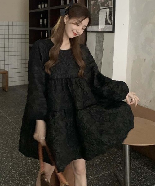 MAISON DE THERESE(メゾン ド テレーズ)の「長袖ギャザー切り替えミニワンピース(ワンピース・レディース・ブラック・M)」の3枚目の写真