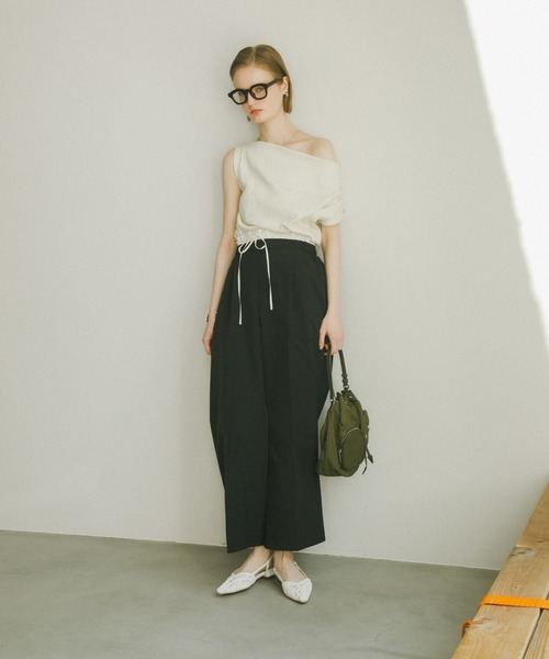 SENSE OF PLACE by URBAN RESEARCH(センスオブプレイスバイアーバンリサーチ)の「ダブルウエストパンツ(その他パンツ・レディース・ベージュ/ブラック/カーキ・ONE)」の1枚目の写真