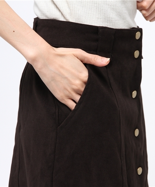 mystic（ミスティック）の「【mystic】フェイクスエード台形スカート（スカート・レディース・ブラック/グレー/レッド/キャメル・1/2）」の5枚目の写真