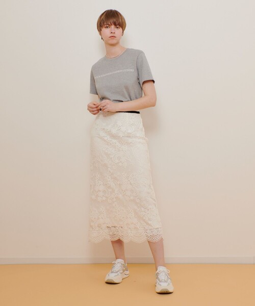 allureville(アルアバイル)の「コンビフォントTシャツ(Tシャツ/カットソー・レディース・オフホワイト/グレー系その他/モカ・2)」の15枚目の写真