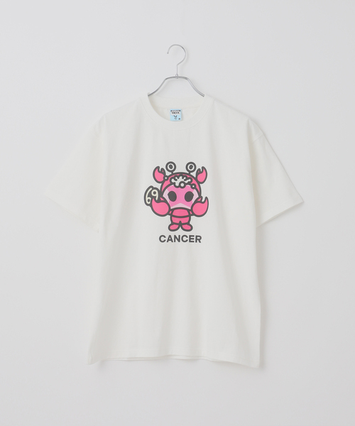 B.C STOCK（ベーセーストック）の「【HIROCK/ハイロック】別注 十二星座Tシャツ（Tシャツ/カットソー・メンズ・オフホワイト/その他23/その他20/その他21/ホワイト×ホワイト/ホワイト/ホワイト系その他/ライトホワイト/White/ブラウン/その他22/その他24・MEDIUM/LARGE/X-LARGE）」の3枚目の写真