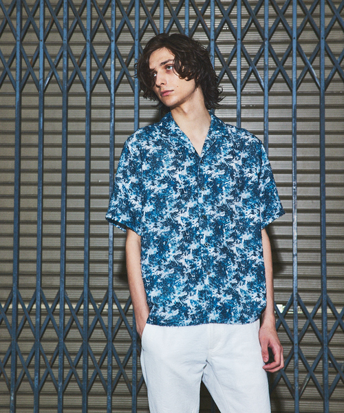 5351 POUR LES HOMMES(ゴーサンゴーイチプールオム)の「ボタニカル プリント 半袖シャツ(シャツ/ブラウス・メンズ・ブラック/ブルー・48/44/46/50)」の1枚目の写真