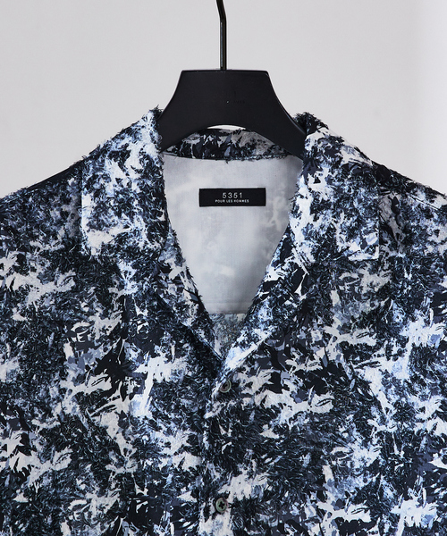 5351 POUR LES HOMMES(ゴーサンゴーイチプールオム)の「ボタニカル プリント 半袖シャツ(シャツ/ブラウス・メンズ・ブラック/ブルー・48/44/46/50)」の5枚目の写真