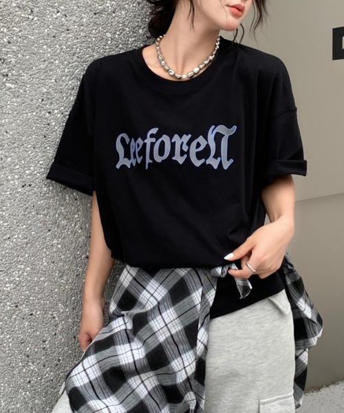 SHEENA(シーナ)の「バックプリントグラフィックオーバーサイズTシャツ(Tシャツ/カットソー・レディース・ブラック/オレンジ/ピンク/ホワイト/ベージュ・M)」の18枚目の写真