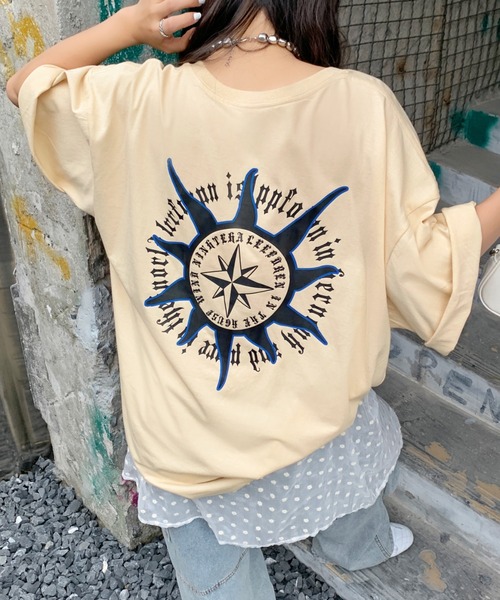 SHEENA(シーナ)の「バックプリントグラフィックオーバーサイズTシャツ(Tシャツ/カットソー・レディース・ブラック/オレンジ/ピンク/ホワイト/ベージュ・M)」の6枚目の写真