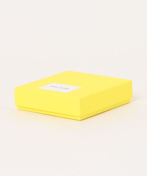 MARC JACOBS（マークジェイコブス）の「J MARC LUXE ABALONE NECKLACE/J マーク リュクス アバロニ ネックレス（ネックレス・レディース・シルバー・ONE SIZE）」の2枚目の写真