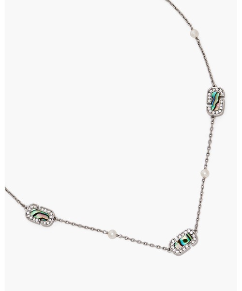 MARC JACOBS（マークジェイコブス）の「J MARC LUXE ABALONE NECKLACE/J マーク リュクス アバロニ ネックレス（ネックレス・レディース・シルバー・ONE SIZE）」の4枚目の写真