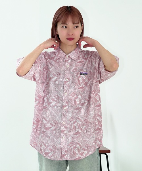 ragged mountain(ラギットマウンテン)の「【RAGGED MOUNTAIN:ラギットマウンテン】【ベタつかないリップル素材】EFFINGHAM/エフィンガム ライトリップル ドライ 総柄シャツ 速乾・軽量 肌離れが良いシボ感 涼しい 半袖シャツ(シャツ/ブラウス・メンズ・ベージュ/ネイビー/グレー/カーキ/ブルー/チャコールグレー/ライトグレー/ピンク・MEDIUM/LARGE/X-LARGE)」の8枚目の写真