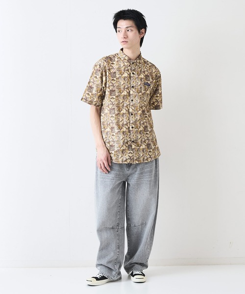 ragged mountain(ラギットマウンテン)の「【RAGGED MOUNTAIN:ラギットマウンテン】【ベタつかないリップル素材】EFFINGHAM/エフィンガム ライトリップル ドライ 総柄シャツ 速乾・軽量 肌離れが良いシボ感 涼しい 半袖シャツ(シャツ/ブラウス・メンズ・ベージュ/ネイビー/グレー/カーキ/ブルー/チャコールグレー/ライトグレー/ピンク・MEDIUM/LARGE/X-LARGE)」の9枚目の写真