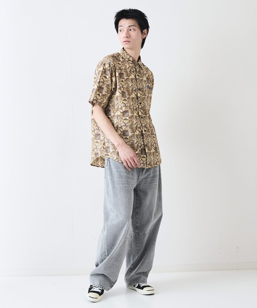 ragged mountain(ラギットマウンテン)の「【RAGGED MOUNTAIN:ラギットマウンテン】【ベタつかないリップル素材】EFFINGHAM/エフィンガム ライトリップル ドライ 総柄シャツ 速乾・軽量 肌離れが良いシボ感 涼しい 半袖シャツ(シャツ/ブラウス・メンズ・ベージュ/ネイビー/グレー/カーキ/ブルー/チャコールグレー/ライトグレー/ピンク・MEDIUM/LARGE/X-LARGE)」の10枚目の写真