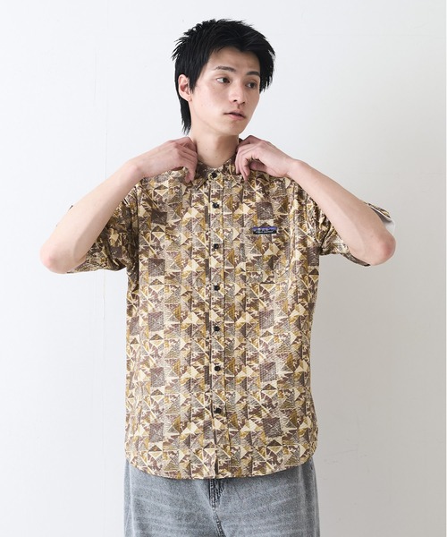ragged mountain(ラギットマウンテン)の「【RAGGED MOUNTAIN:ラギットマウンテン】【ベタつかないリップル素材】EFFINGHAM/エフィンガム ライトリップル ドライ 総柄シャツ 速乾・軽量 肌離れが良いシボ感 涼しい 半袖シャツ(シャツ/ブラウス・メンズ・ベージュ/ネイビー/グレー/カーキ/ブルー/チャコールグレー/ライトグレー/ピンク・MEDIUM/LARGE/X-LARGE)」の12枚目の写真
