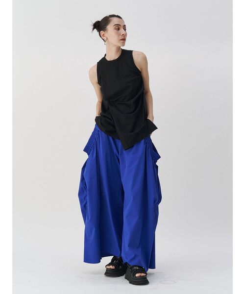 UN3D.（アンスリード）の「DRAPE COCOON TOP / ドレープコクーントップ（Tシャツ/カットソー・レディース・カーキ/ブラック/ホワイト・36/38）」の21枚目の写真