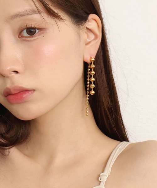 CEMONEMO(セモネモ)の「【金属アレルギー対応】 バックキャッチ ボールチェーン ロング ピアス / サージカルステンレス 316L(ピアス(両耳用)・レディース・ゴールド/シルバー・FREE)」の4枚目の写真