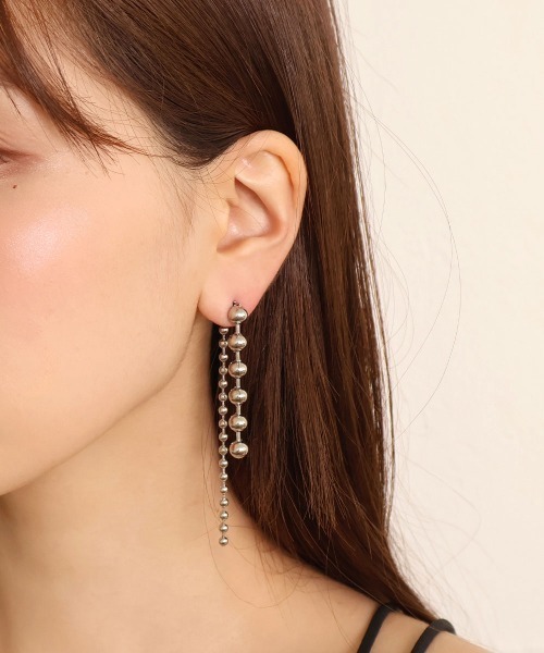 CEMONEMO(セモネモ)の「【金属アレルギー対応】 バックキャッチ ボールチェーン ロング ピアス / サージカルステンレス 316L(ピアス(両耳用)・レディース・ゴールド/シルバー・FREE)」の11枚目の写真