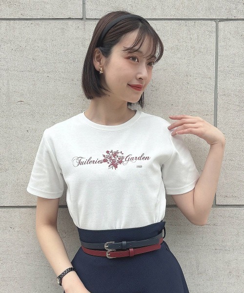 an another angelus（アンアナザーアンジェラス）の「【パリジェンヌ】ブーケロゴプリントＴ　夏服（Tシャツ/カットソー・レディース・ホワイト×レッド/ホワイト×ブラック・1/2）」の2枚目の写真