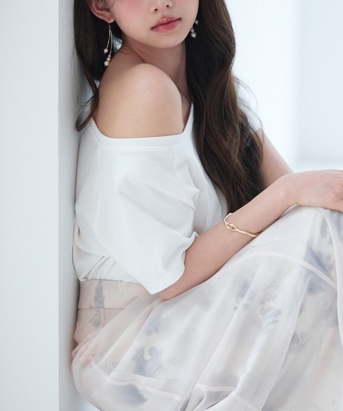 SAISON DE PAPILLON(セゾンドパピヨン)の「2wayラグランスリーブTシャツ(Tシャツ/カットソー・レディース・ホワイト/ブラック/グレー・S/M/L)」の15枚目の写真