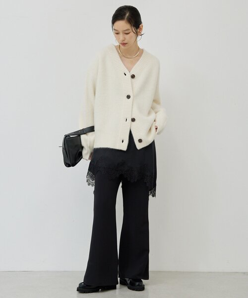 GALLARDAGALANTE（ガリャルダガランテ）の「【好評につき2サイズ登場！】【美脚パンツの新型】ワイドドロストフレアパンツ（その他パンツ・レディース・ブラック/ブラウン・0/1）」の12枚目の写真