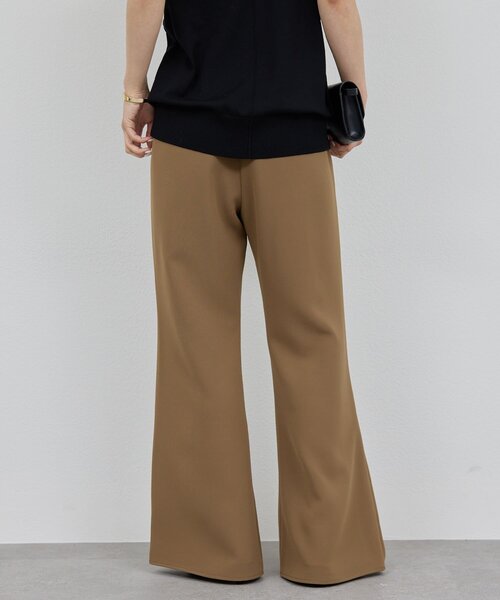 GALLARDAGALANTE（ガリャルダガランテ）の「【好評につき2サイズ登場！】【美脚パンツの新型】ワイドドロストフレアパンツ（その他パンツ・レディース・ブラック/ブラウン・0/1）」の20枚目の写真
