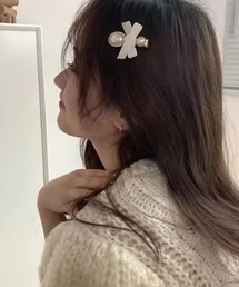 マーズ　ビジュー　パール　ファー　バレッタ ビジュー パール」に該当するバレッタ/ヘアクリップファッション