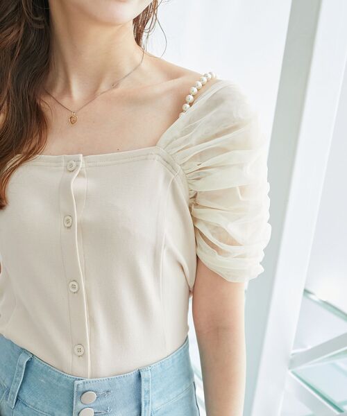 MAJESTIC LEGON(マジェスティックレゴン)の「パールチェーン異素材トップス(Tシャツ/カットソー・レディース・ピンクベージュ/ブラック/グレー・MEDIUM)」の11枚目の写真