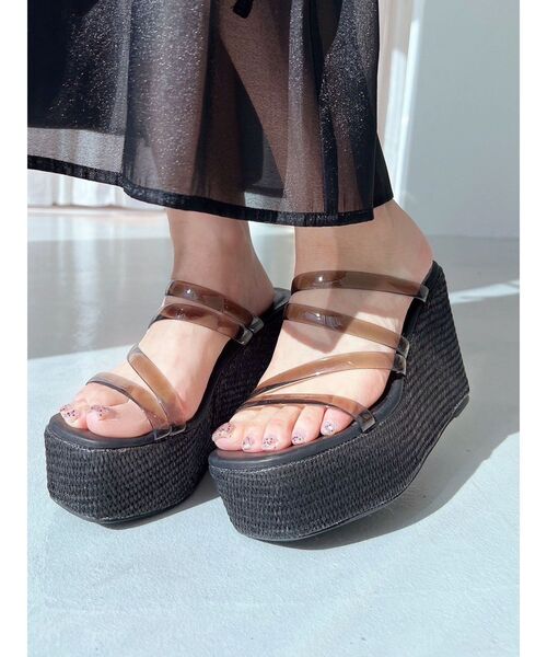 RESEXXY（リゼクシー）の「クリアウェッジサンダル（サンダル・レディース・アイボリー/ブラック・SMALL/MEDIUM/LARGE）」の4枚目の写真