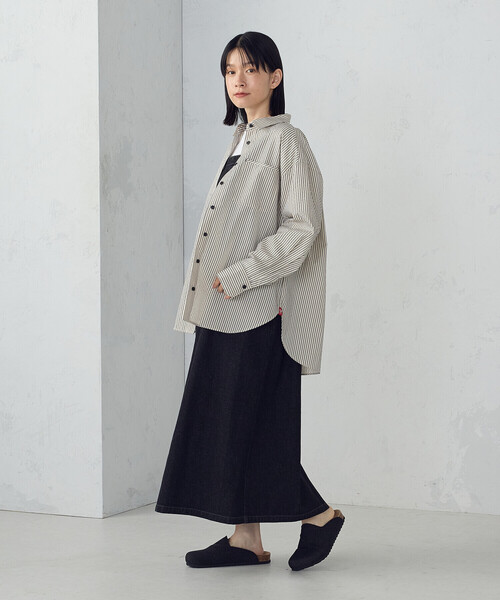 ONIGIRI(オニギリ)の「デニムジャンパースカート(ワンピース・レディース・ネイビー/チャコール・LARGE/MEDIUM)」の10枚目の写真